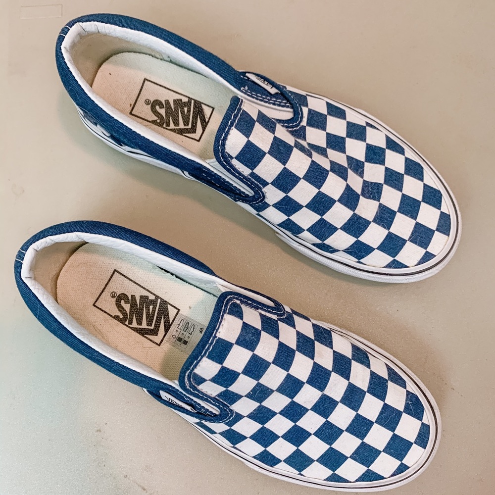 Checkered white and navy slip-on Vans | 6